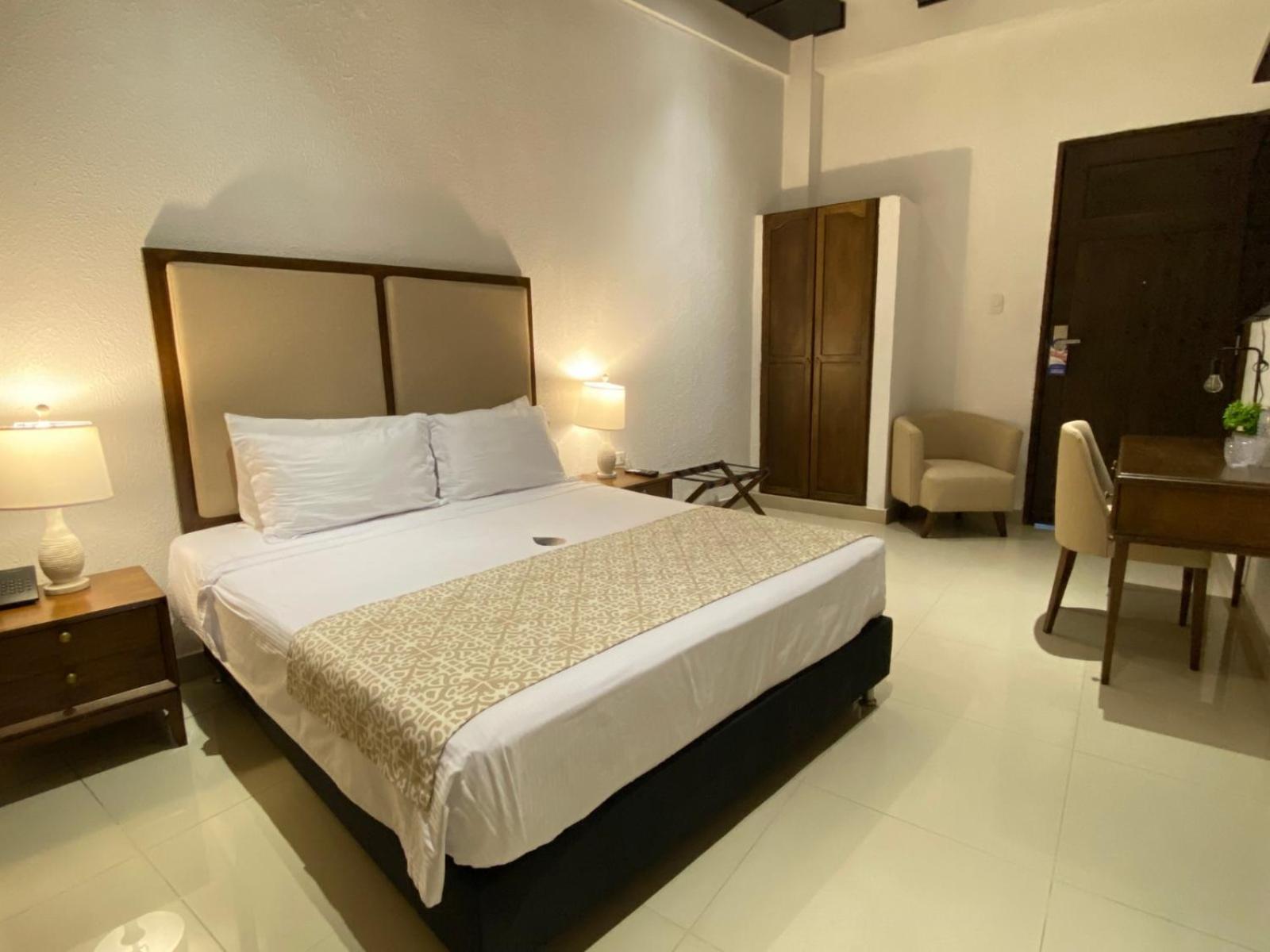 Hotel Dorado Plaza Centro Historico Cartagena Exteriör bild