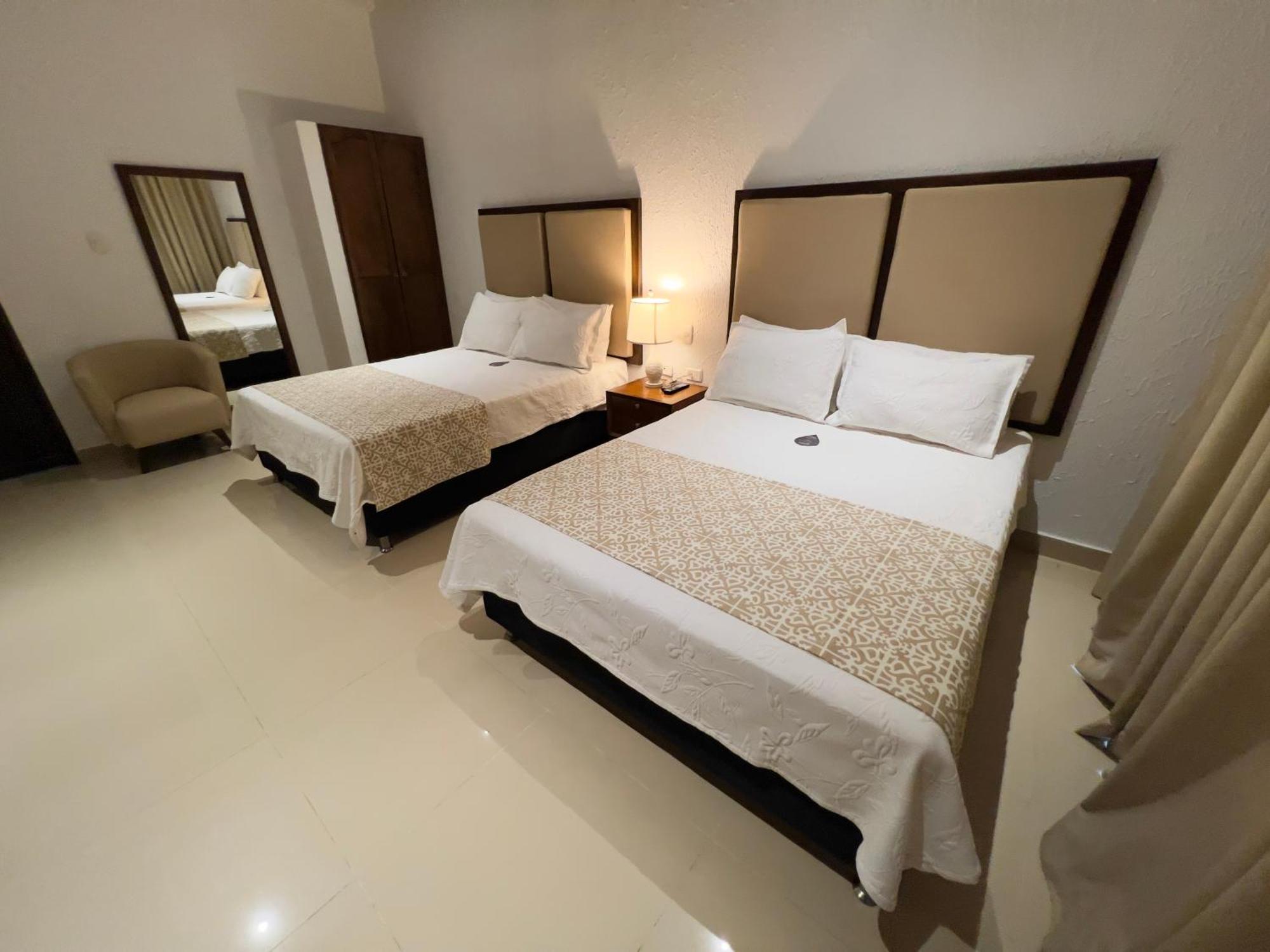Hotel Dorado Plaza Centro Historico Cartagena Exteriör bild